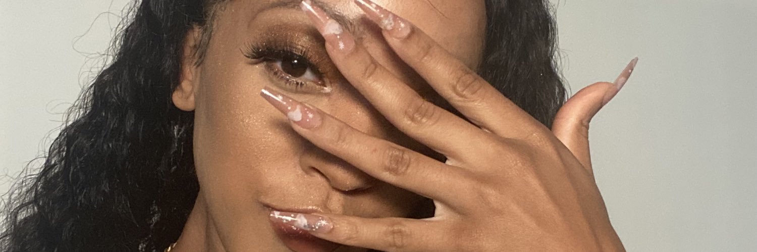shae_nellm's profile banner image