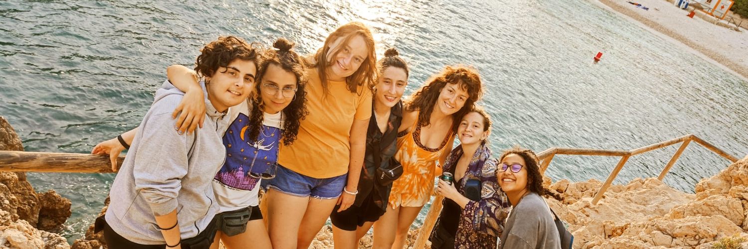 PaulaaArce's profile banner image