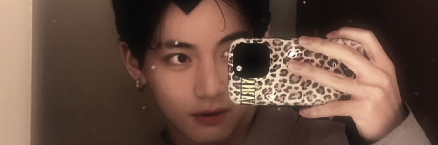 vantecried's profile banner image