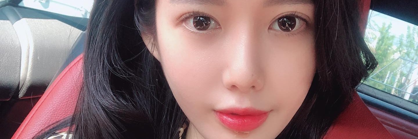 Ririaae's profile banner image