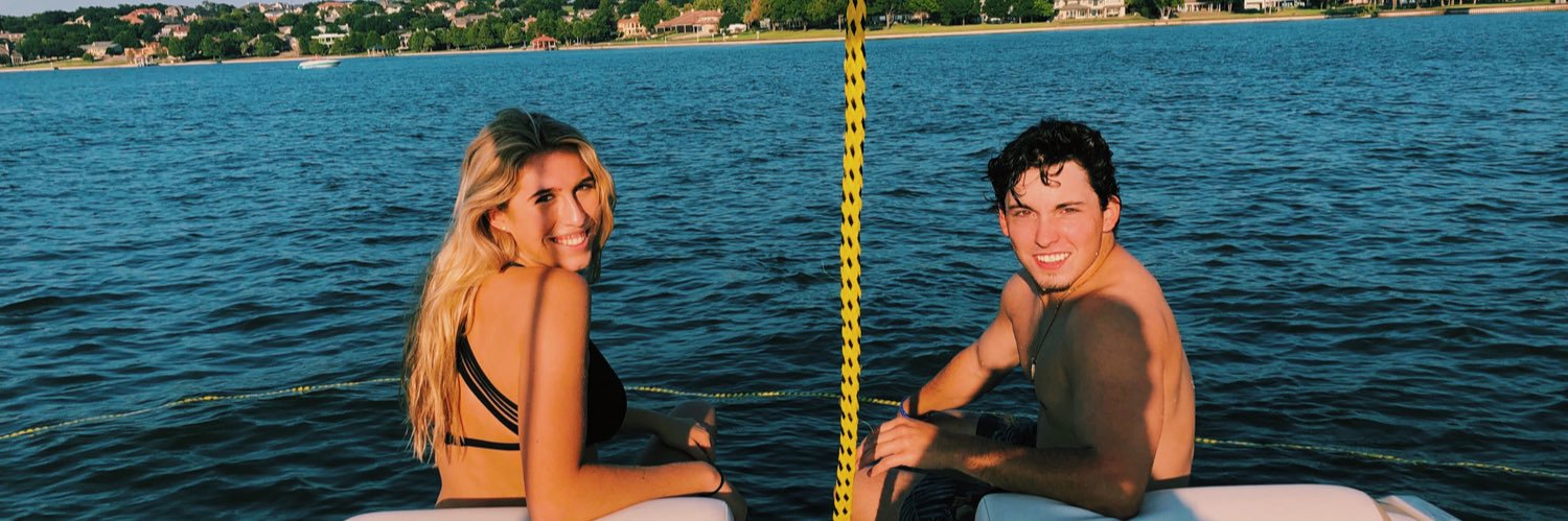skylarraetran's profile banner image