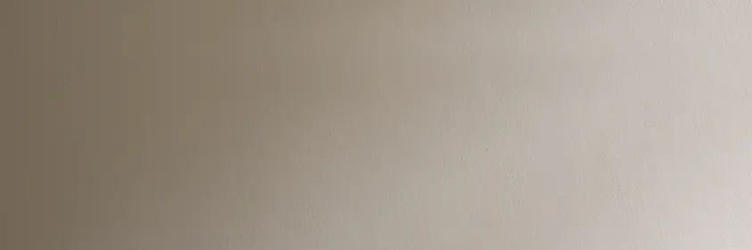 _iklaura's profile banner image