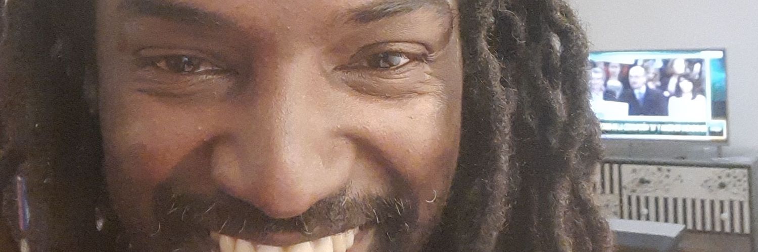 charlyxango's profile banner image