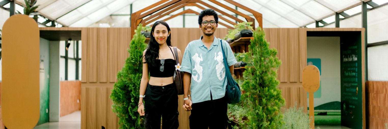 愛我 | メガネ! banner