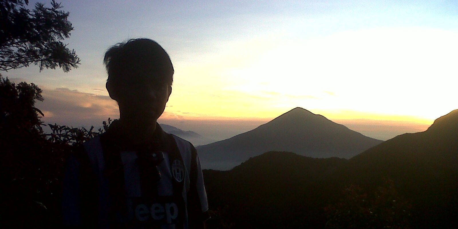 hendraputra06's profile banner image