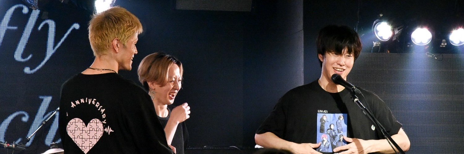 b_inthe_s's profile banner image