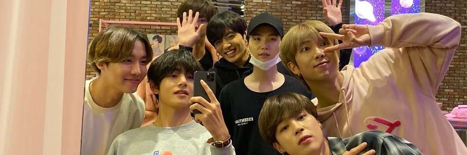 jooniemoonlight's profile banner image