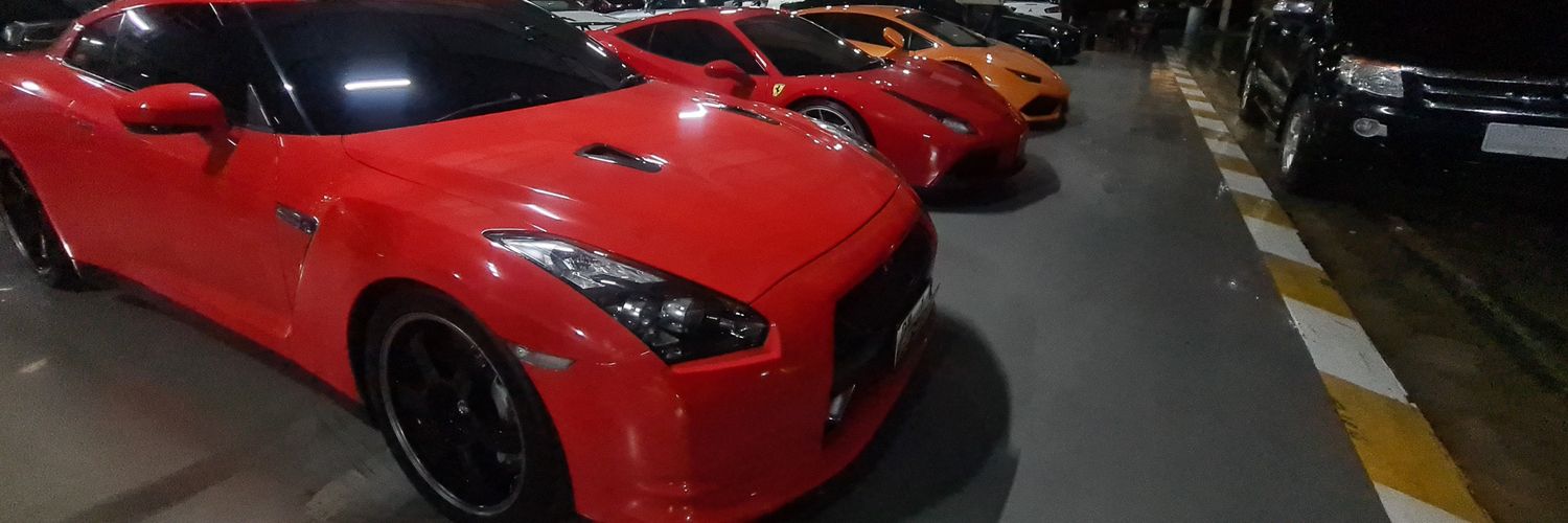 KantaphatM's profile banner image