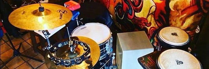 Perikoyjony's profile banner image