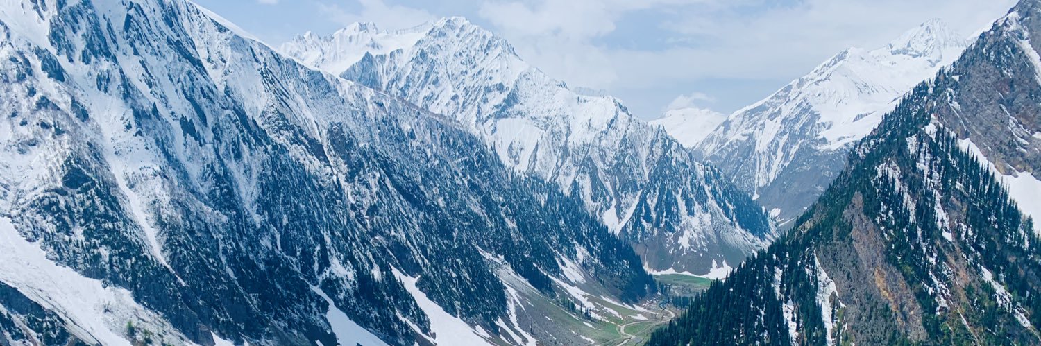 naeemSpeaking's profile banner image