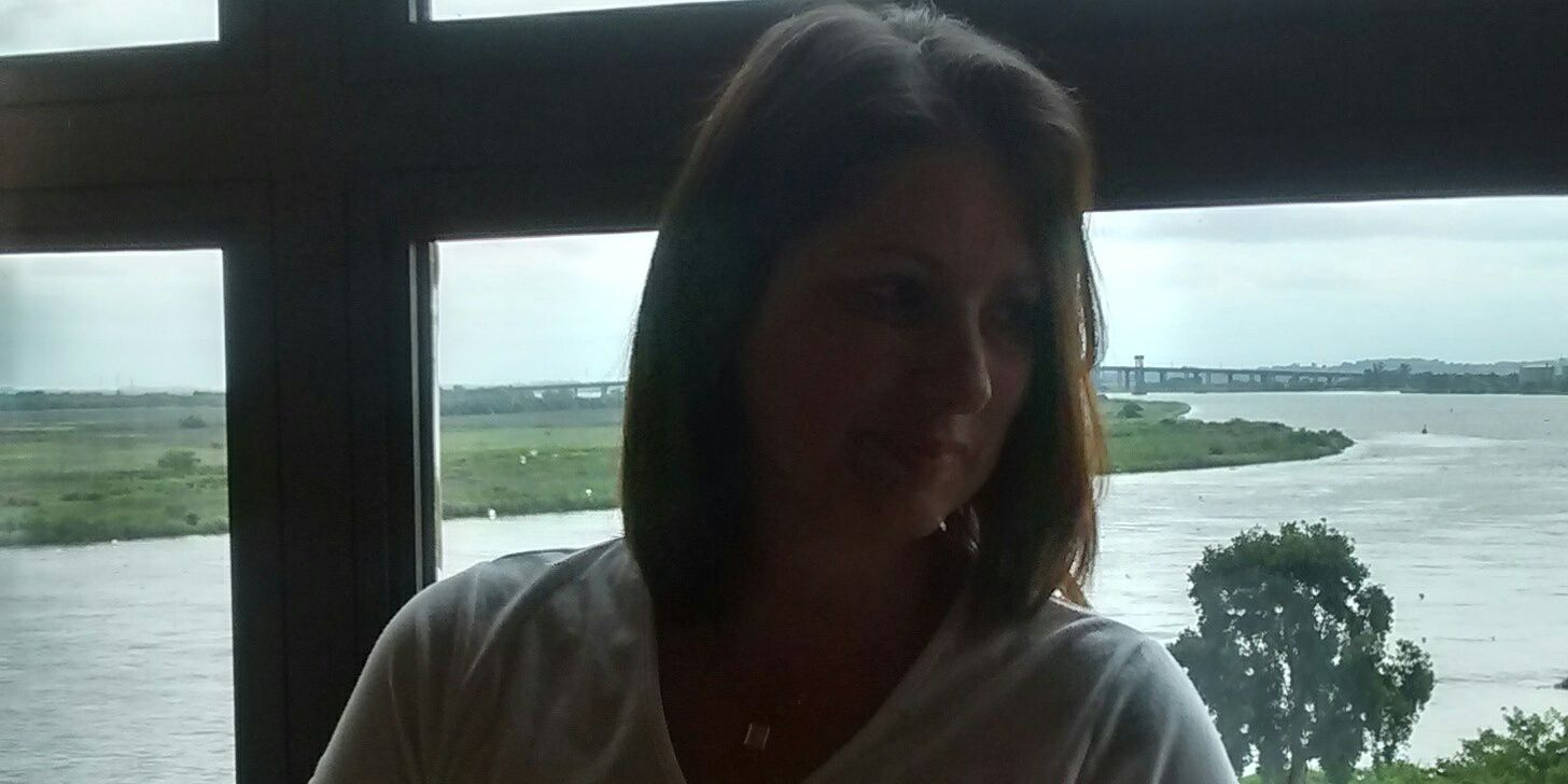 mara_crizel's profile banner image
