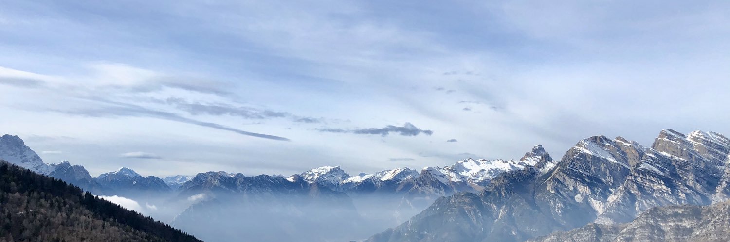 aatreaa's profile banner image