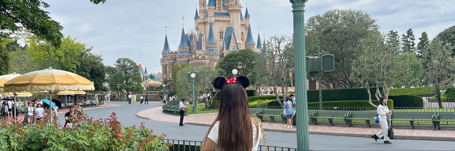 wrenaabby's profile banner image