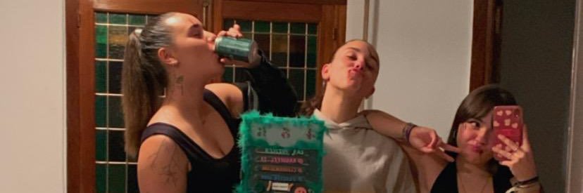 Claudiaaaaaa19's profile banner image