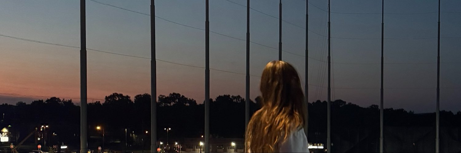 isabellasherrr's profile banner image