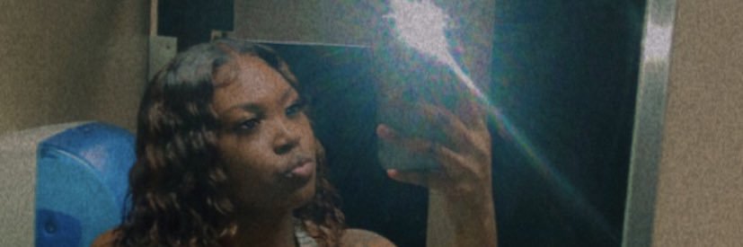 _LoveeLysaee's profile banner image