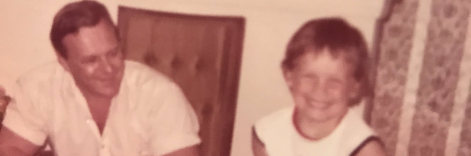colleenraee's profile banner image