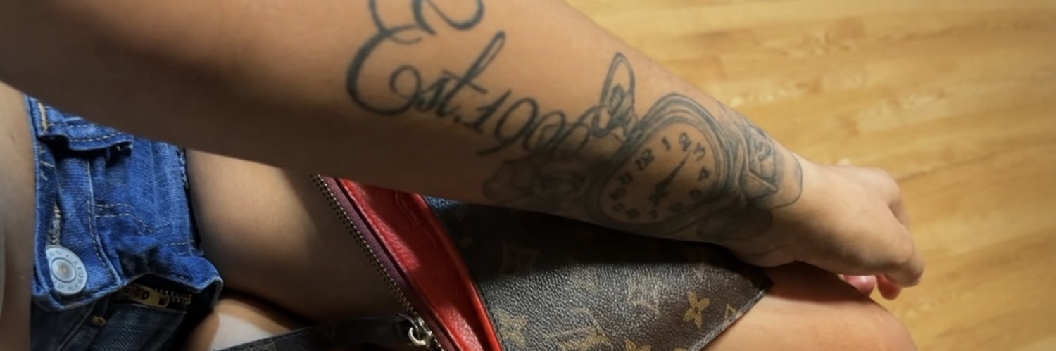 prettygirll14's profile banner image