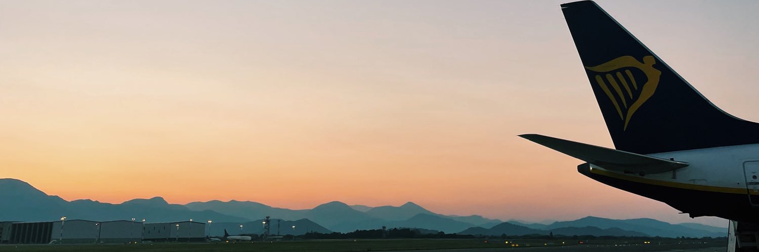 elizabethowell2's profile banner image