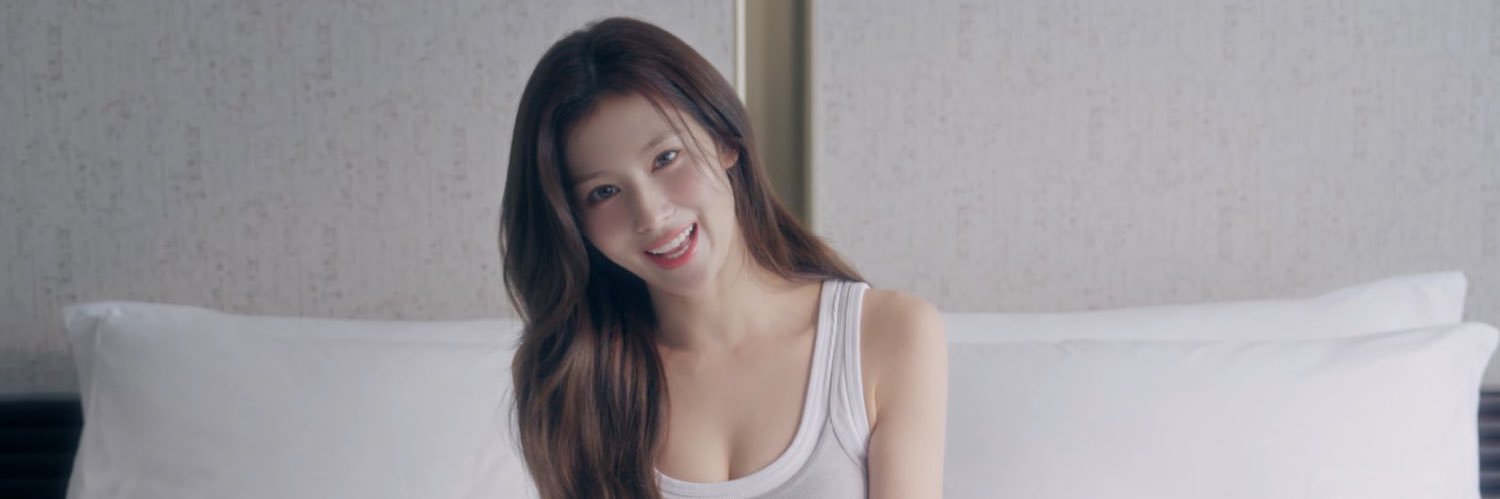 NutJp13's profile banner image