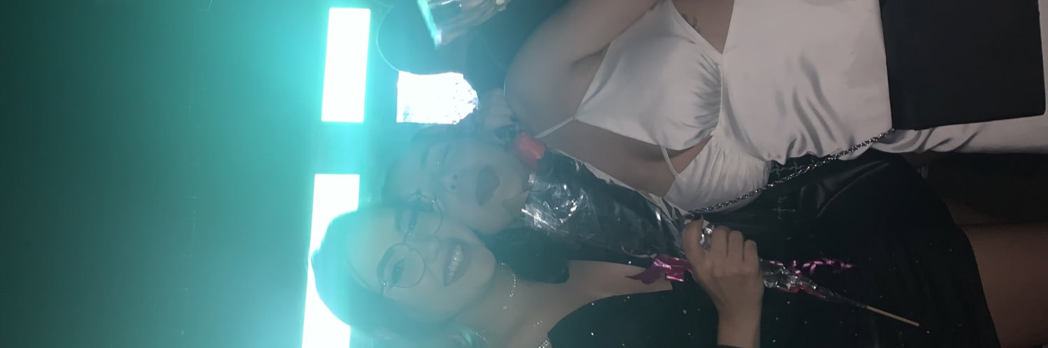 NicoleBrenda17's profile banner image