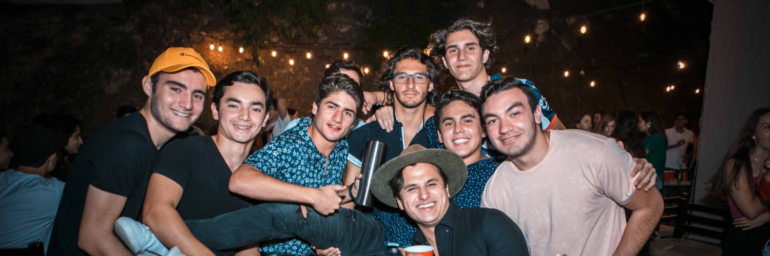 tonobotello's profile banner image