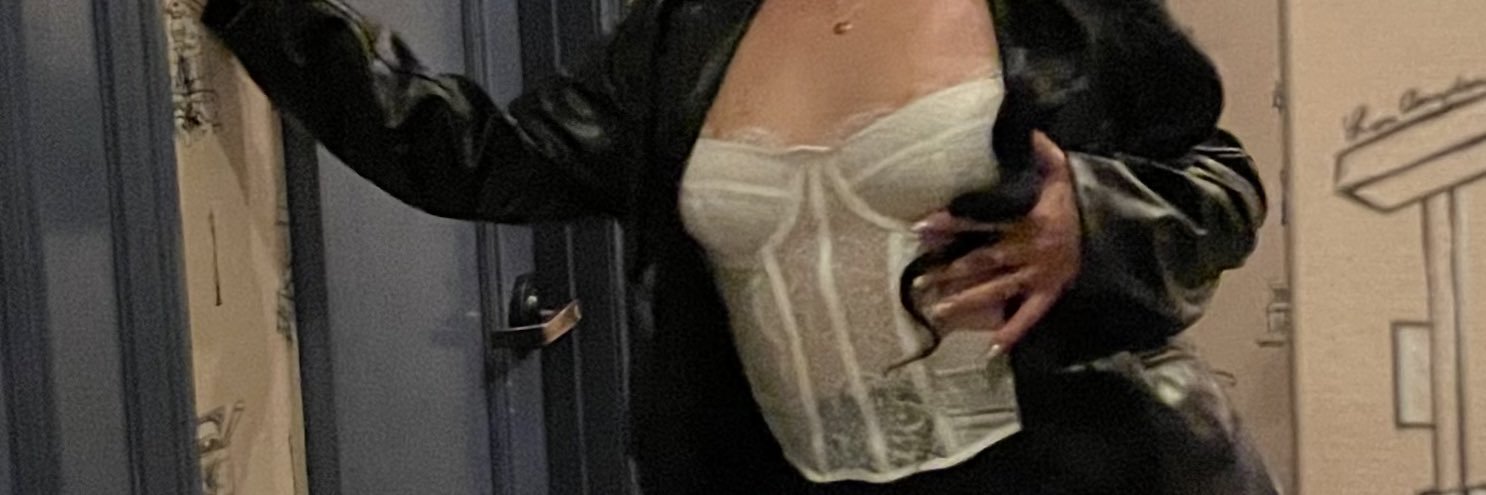 larissa ♡ banner