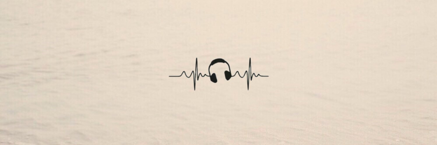 chiccasuniverse's profile banner image