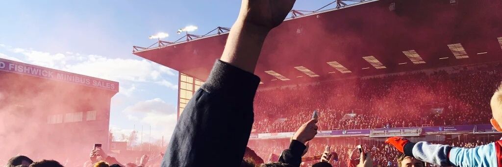 Daz McKavett banner