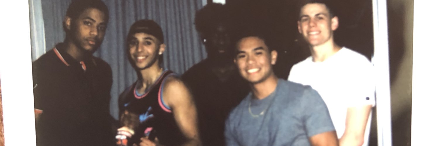 t_rose01's profile banner image