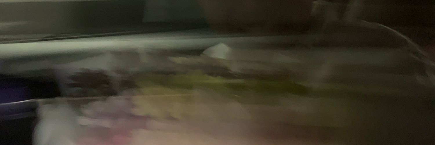 maydacantik's profile banner image