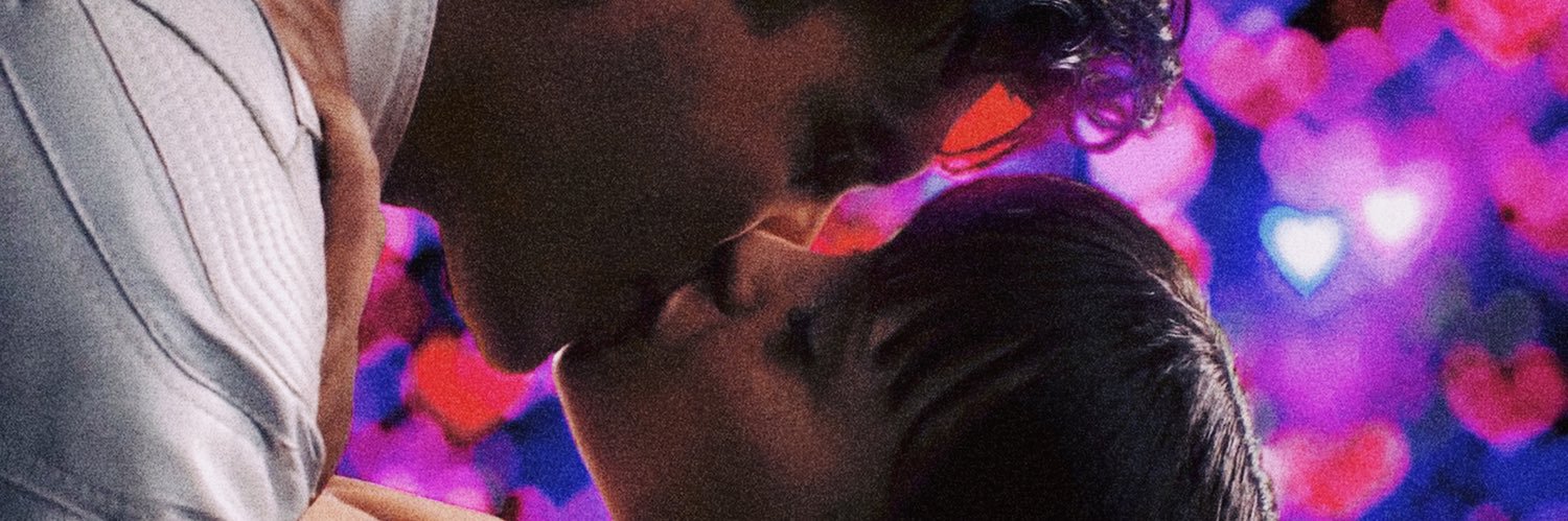 M banner