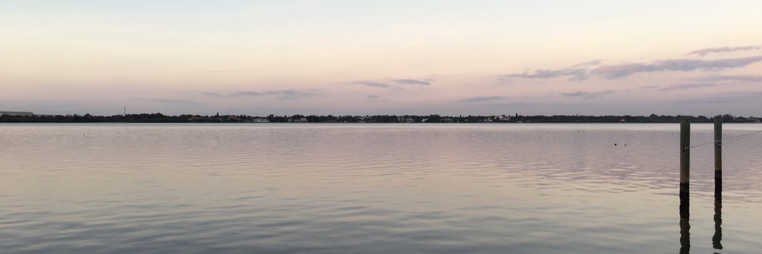 maureenj15's profile banner image