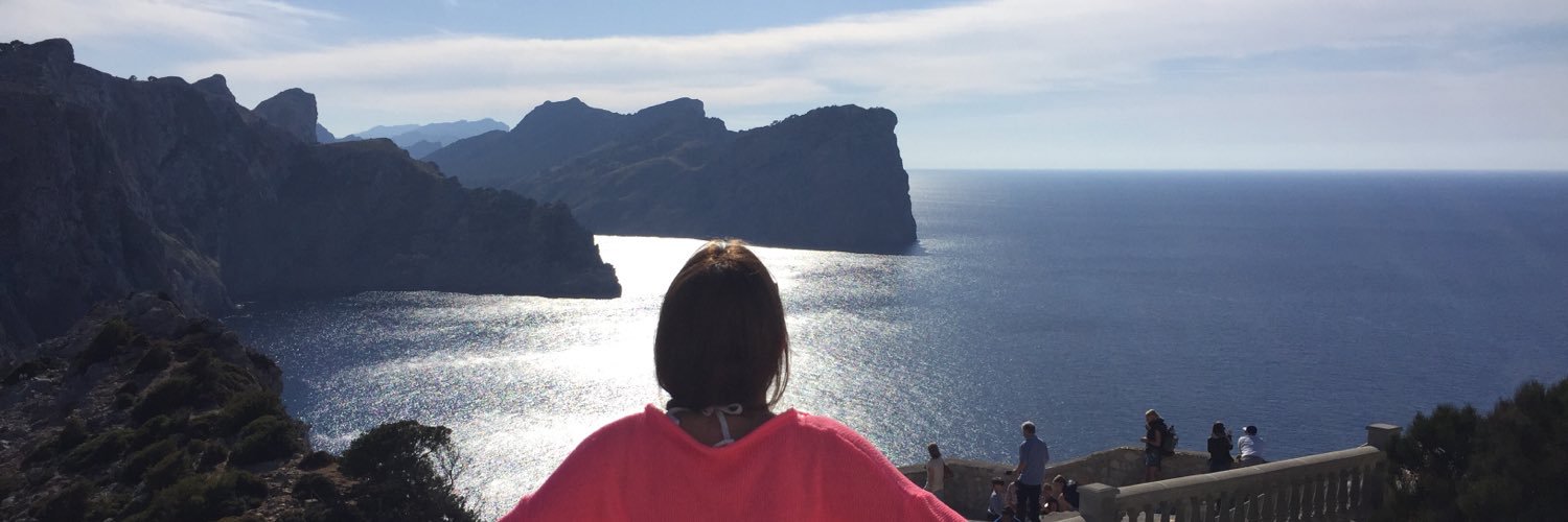 RaquelSerrano1's profile banner image