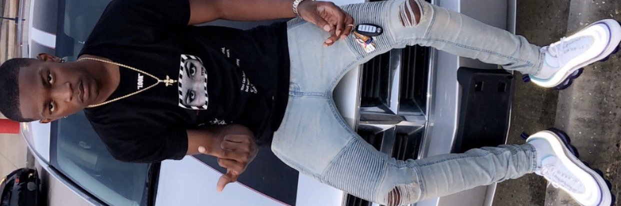 shvyb3ll's profile banner image