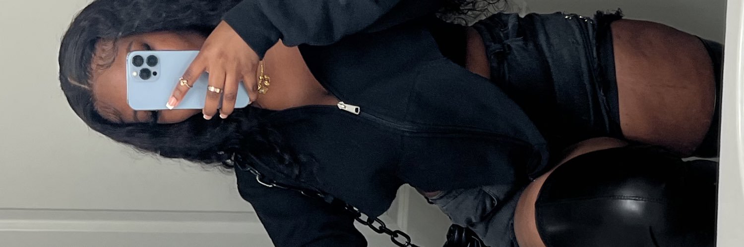 xoxoadut's profile banner image
