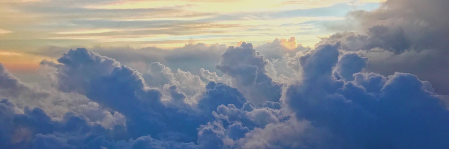 DoceHallie's profile banner image