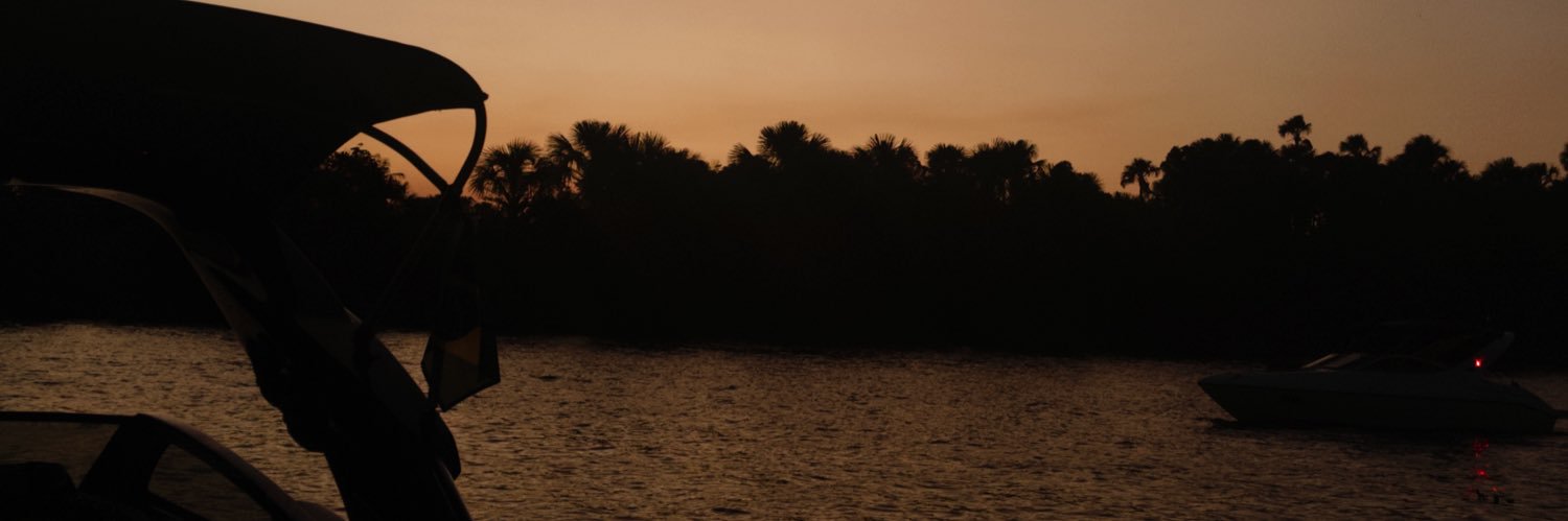 letdet's profile banner image