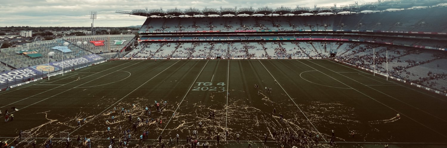 𝘿𝙪𝙗𝙈𝙖𝙩𝙘𝙝𝙏𝙧𝙖𝙘𝙠𝙚𝙧 banner