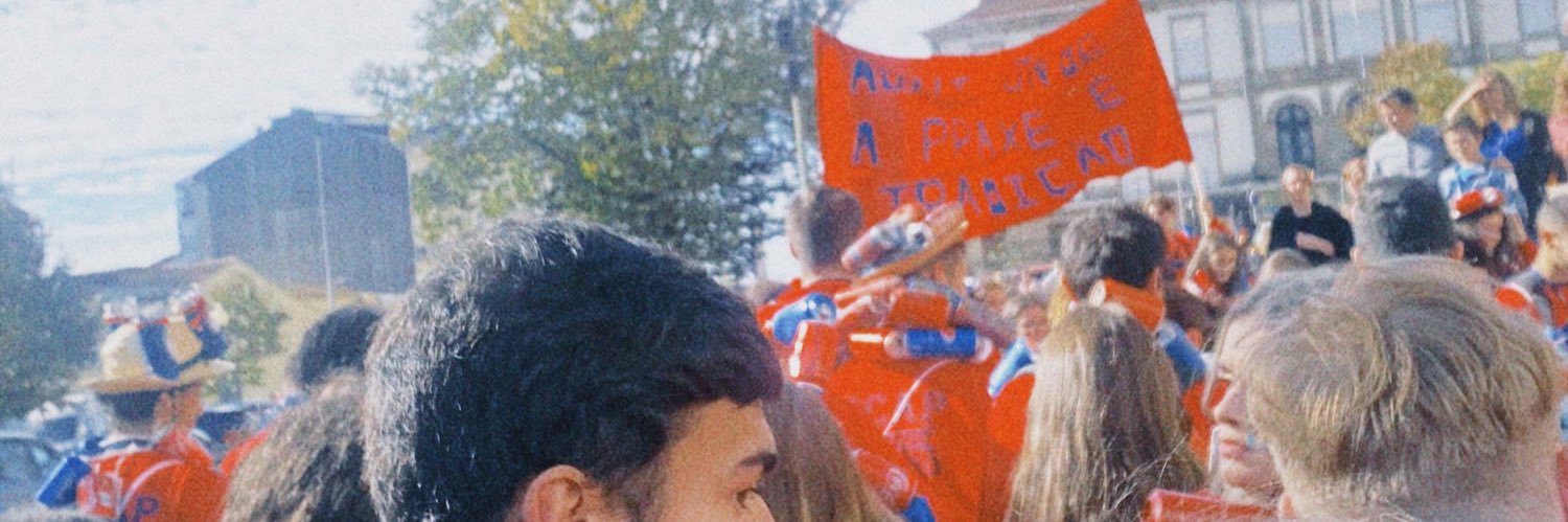 letyyy04's profile banner image