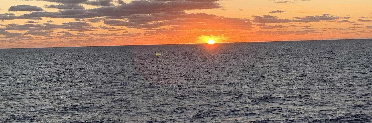 errbodylikemike's profile banner image