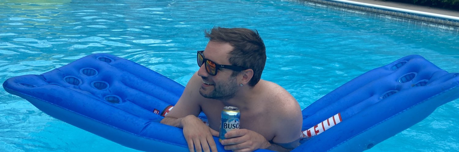 sensjo19's profile banner image