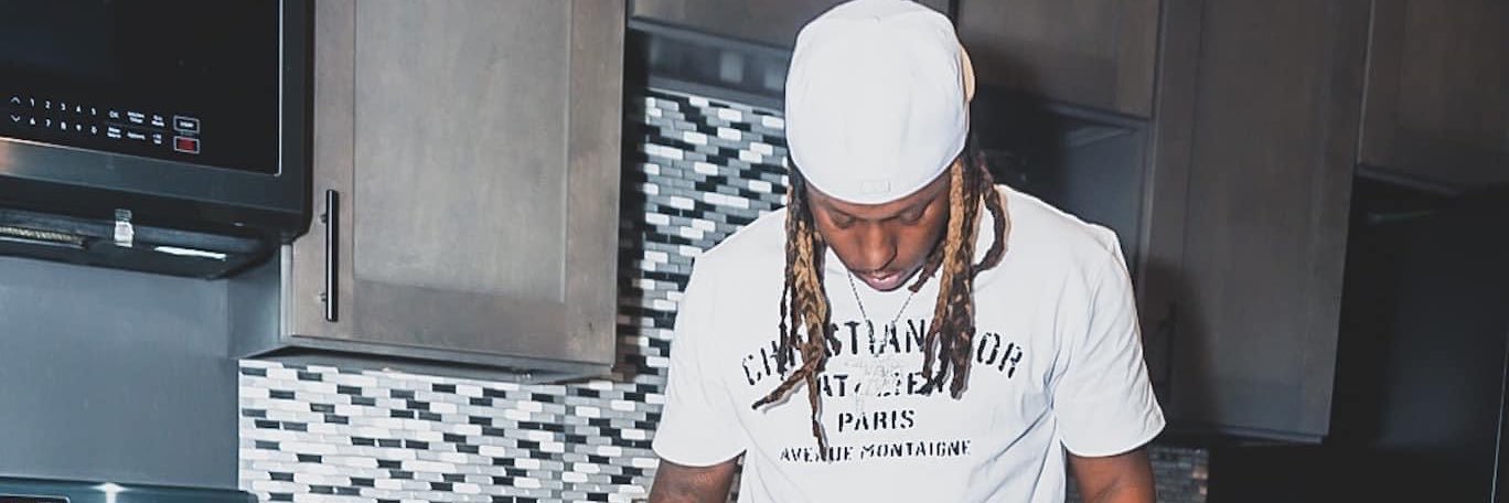 YoungFamous600's profile banner image