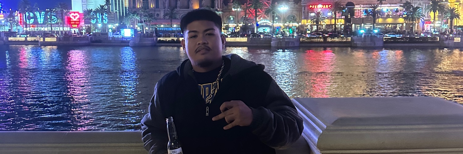 zeIacio's profile banner image