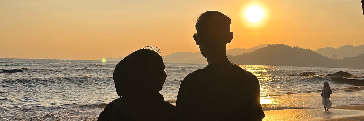 qeenn_'s profile banner image