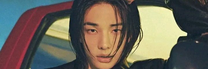 LariHyunjin2's profile banner image