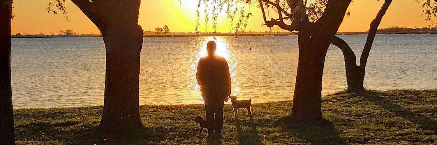 carlaioff04's profile banner image