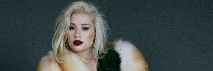 azalean44's profile banner image