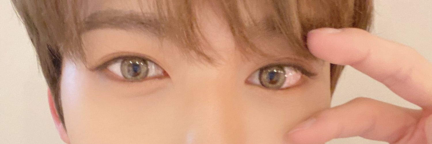 risa_oneus's profile banner image