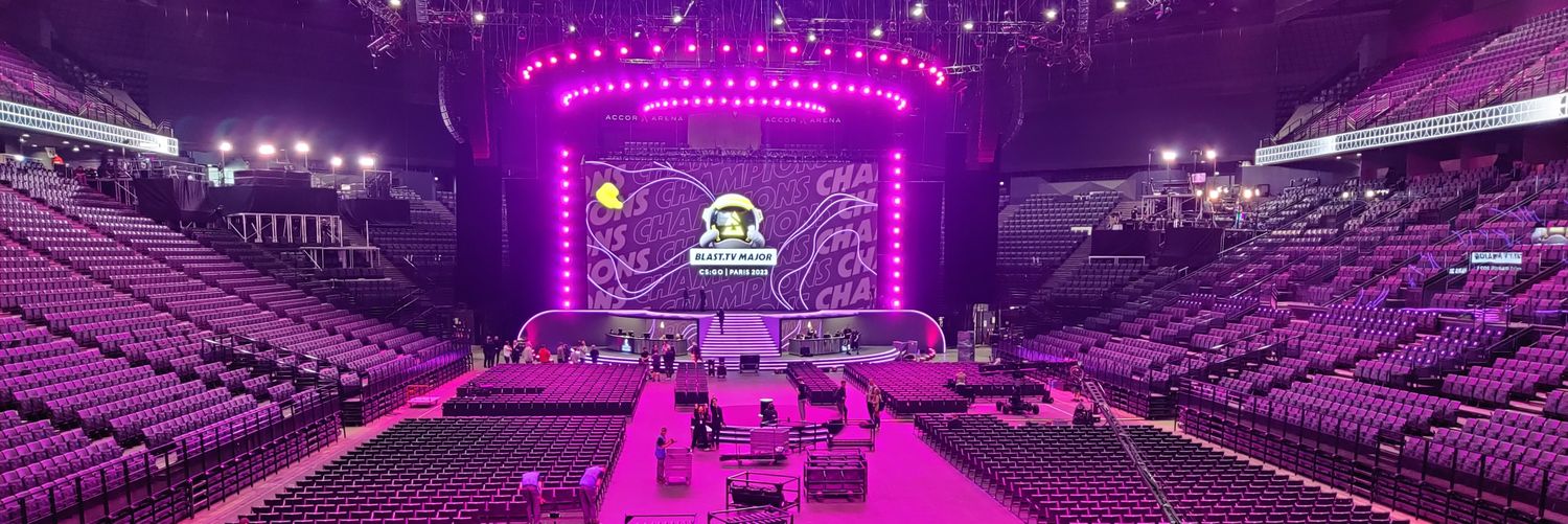 Noam 'LeightNash' banner